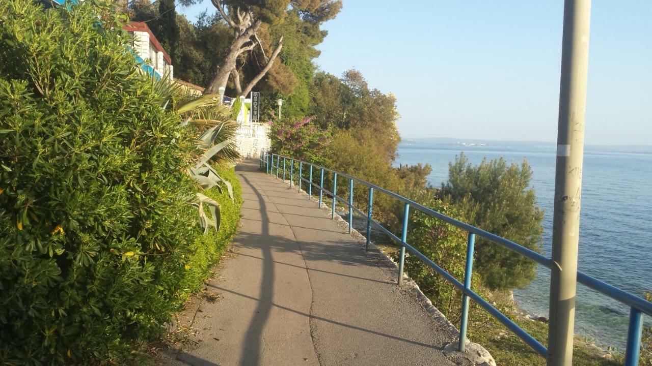 Apartman Pelcic,With Wifi And Free Parking Kostrena Exterior foto